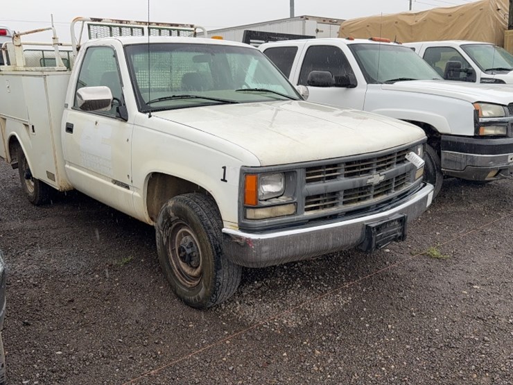 chevrolet-3500-image-3