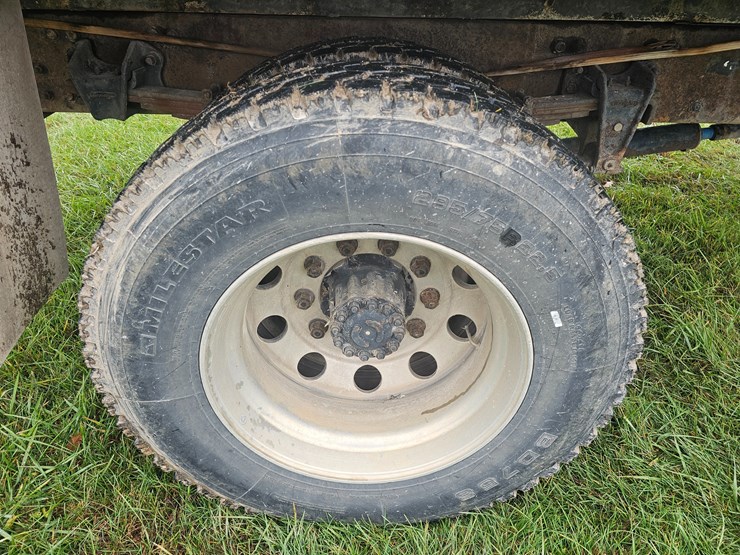 freightliner-fl60-image-68