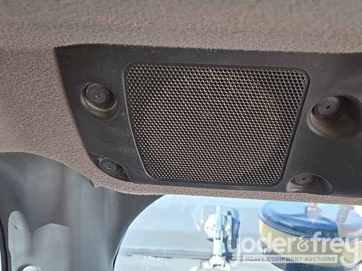 2021-case-cx210-lc-image-208