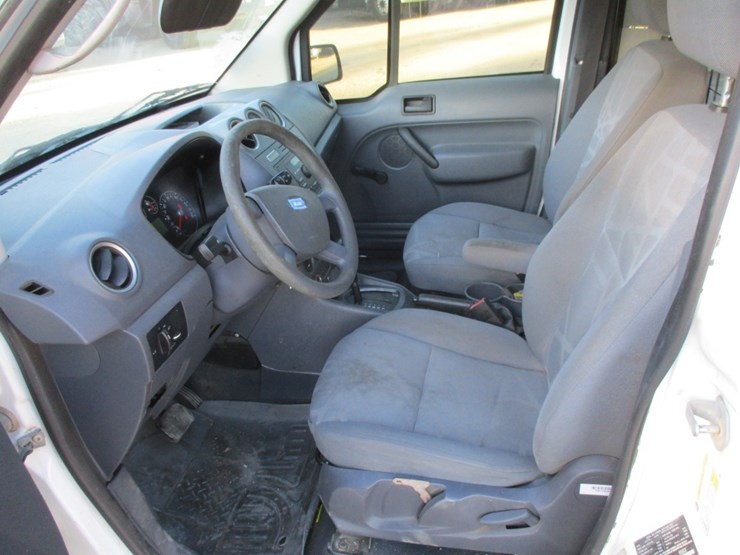 2010-ford-transit-connect-image-5