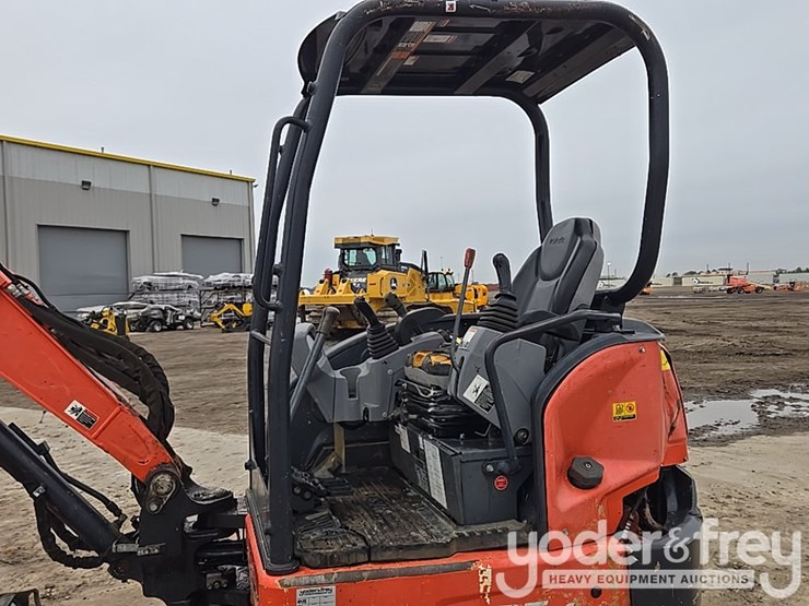 2017-kubota-u35-4-image-86