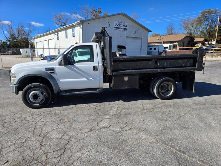 ford-f550-image-6