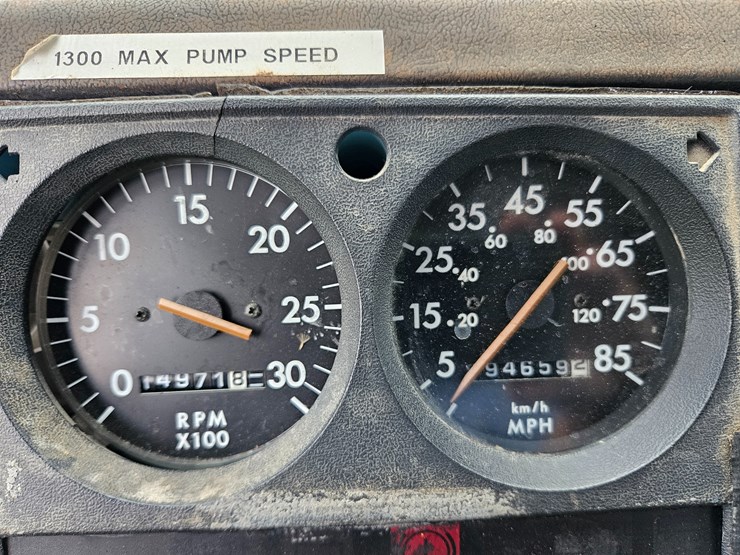 freightliner-fl70-image-57