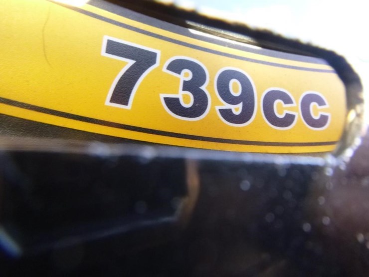 2025-agt-lrt23-skid-steer-track-loader-image-15