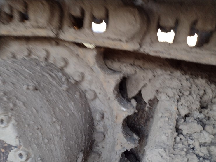 volvo-ec160b-lc-image-25