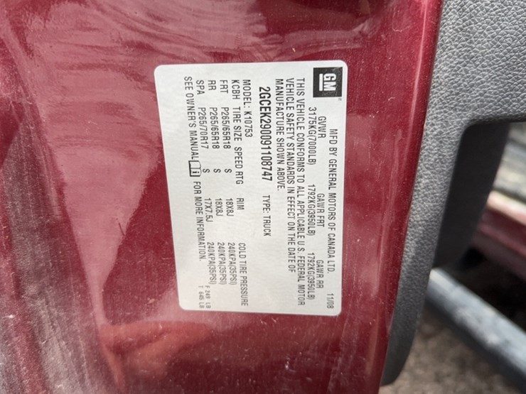 #3016-•-2009-chevrolet-silverado-pickup-truck-image-15