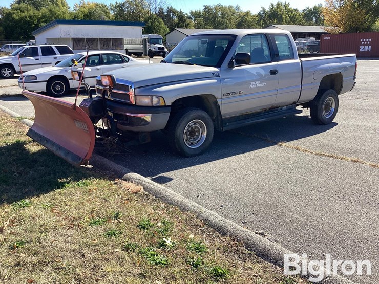 dodge-ram-2500-image-1