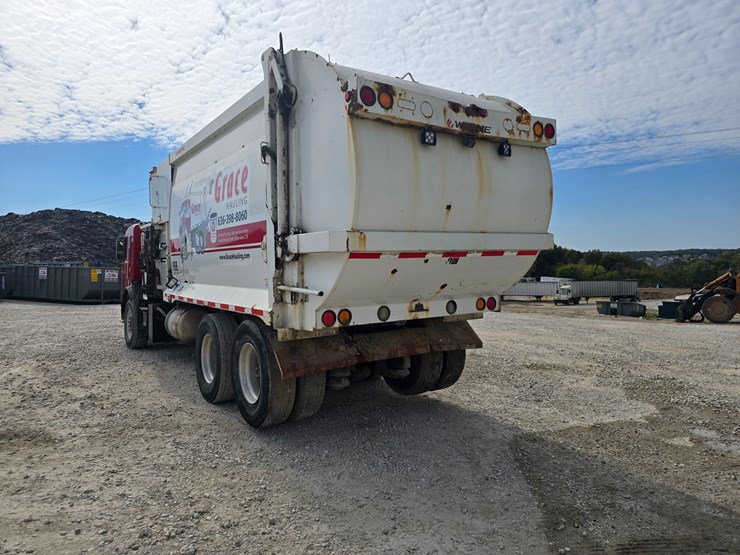 2003-peterbilt-320-image-20