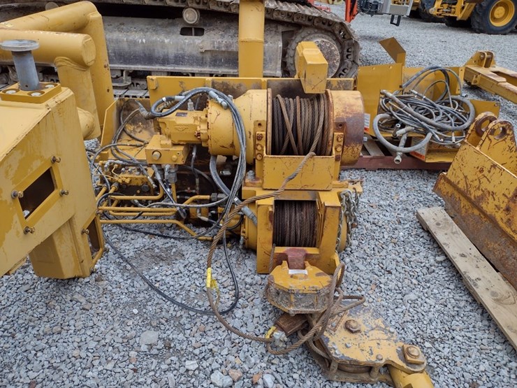 caterpillar-d6n-image-3