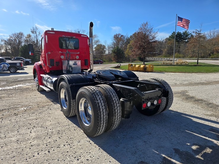 kenworth-t880-image-20