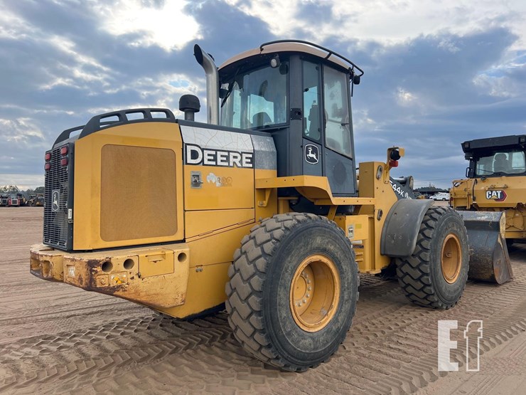 2011-deere-544k-image-4