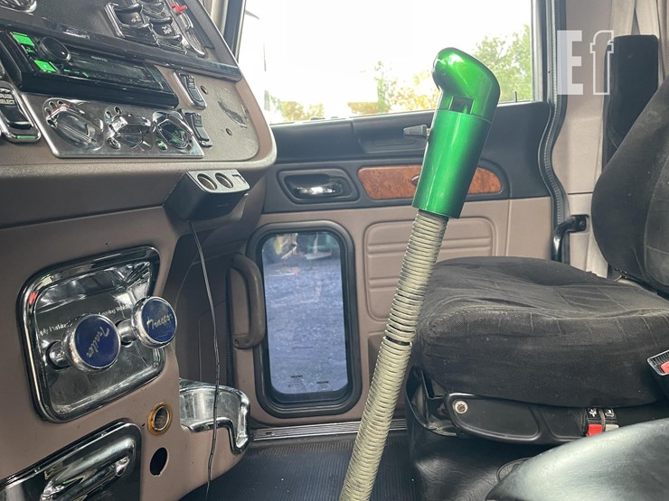 2009-peterbilt-386-image-20