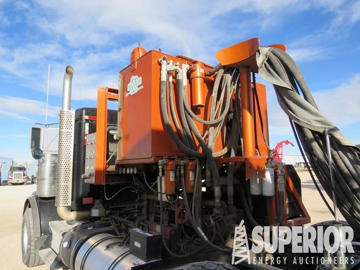 2012-kenworth-t800-image-10