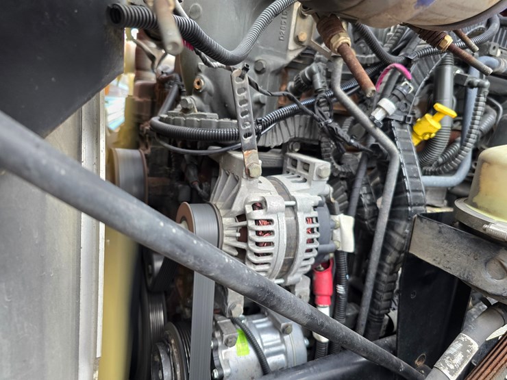 2017-peterbilt-579-image-53