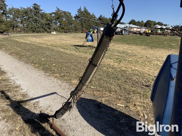 lewis-cattle-oiler-image-11