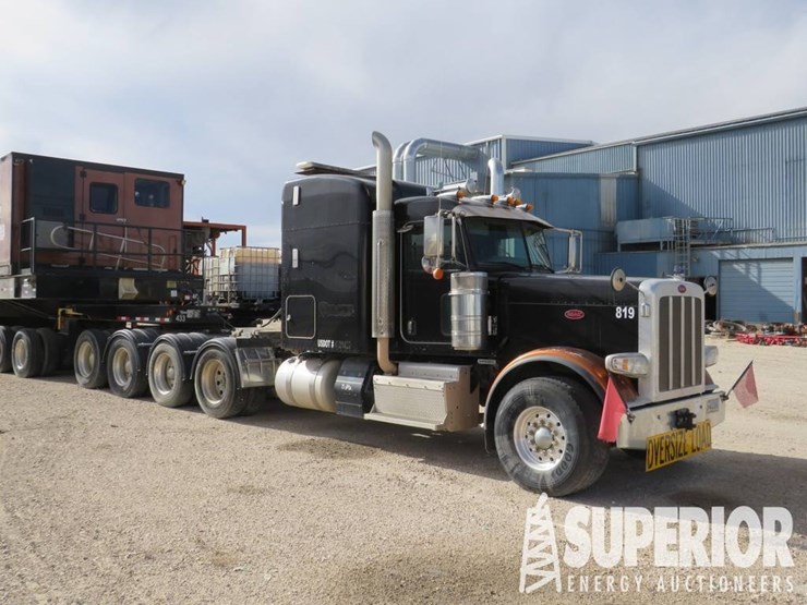 2016-peterbilt-389-image-1