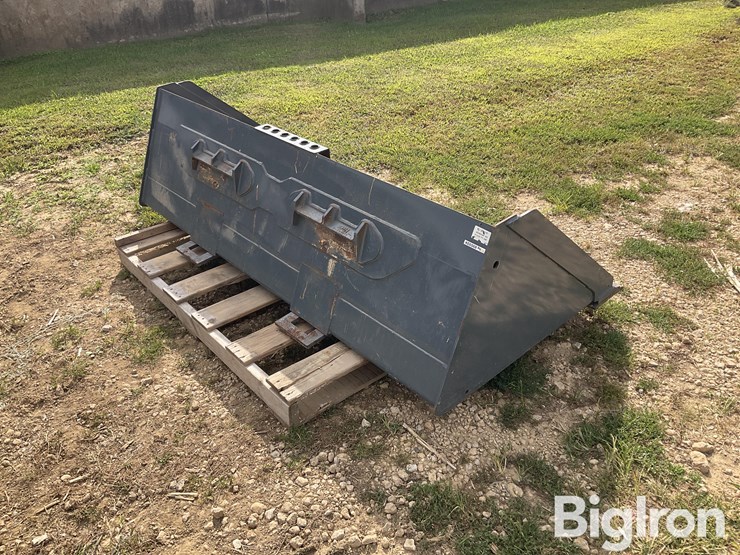 84"-27-cu-ft-material-bucket-image-5