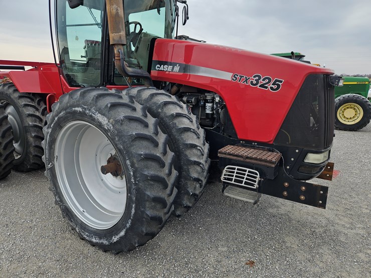 2004-case-ih-stx325-image-3