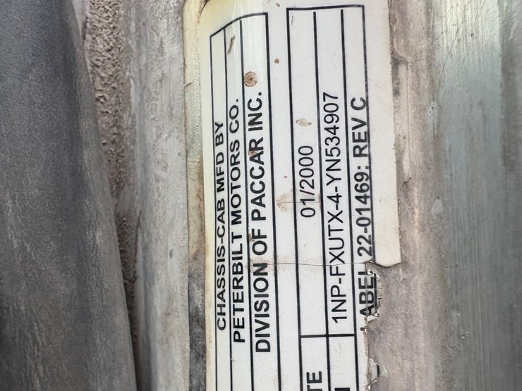 2000-peterbilt-378-image-20