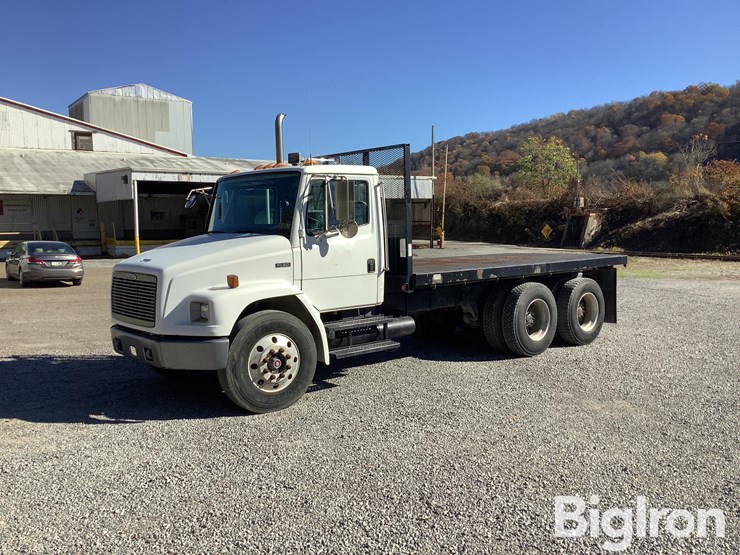 1998-freightliner-fl80-image-1