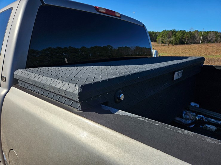 chevrolet-silverado-2500-image-48