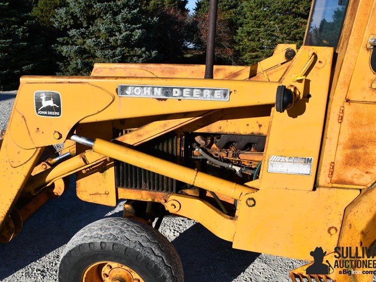 john-deere-310-image-16