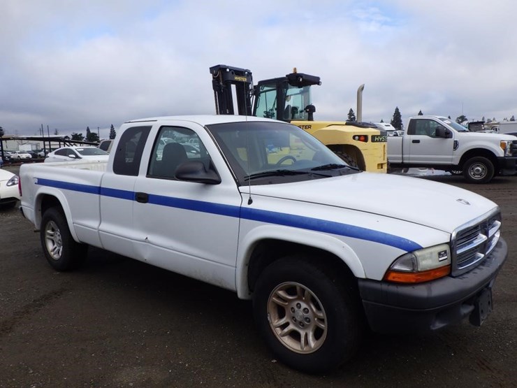 2004-dodge-dakota-image-2