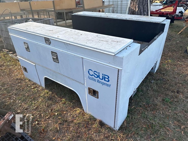 douglas-service-body-for-small-truck-image-2