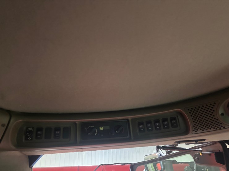 case-ih-8230-image-11