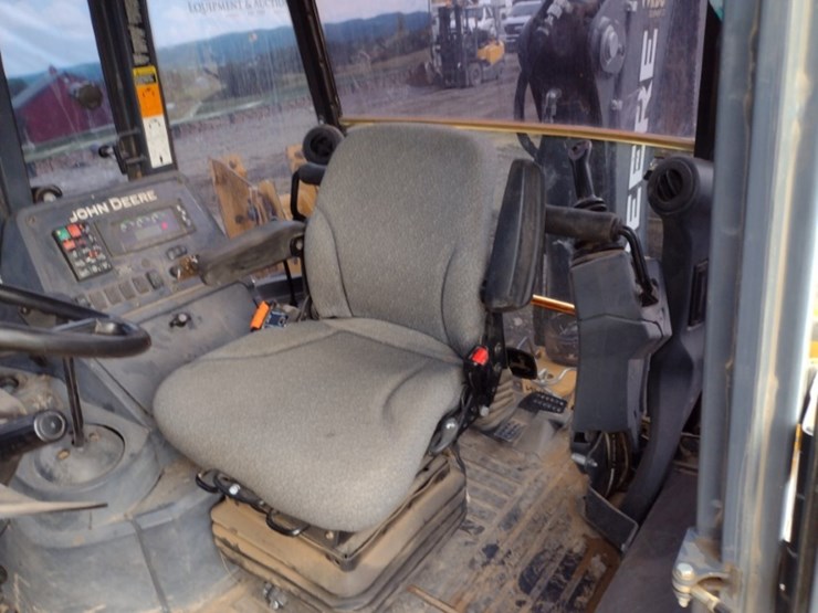 deere-310sl-image-16