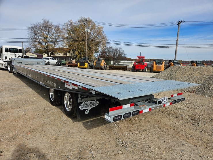 2025-landoll-440-image-10