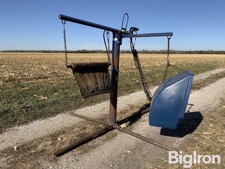 lewis-cattle-oiler-image-1