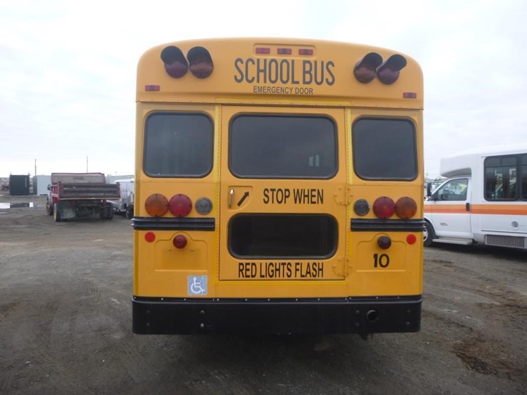 2004-ford-e450-image-6