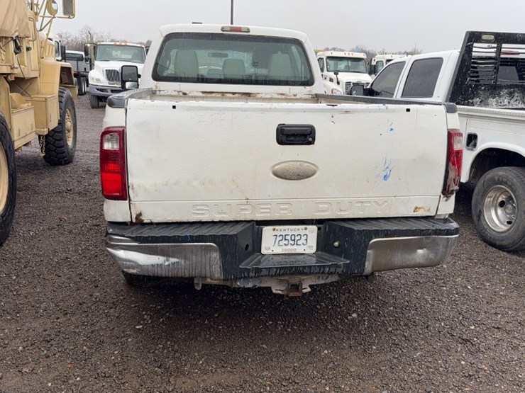 2011-ford-f250-image-9