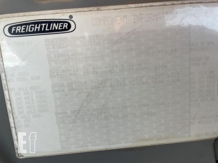 freightliner-columbia-120-image-10