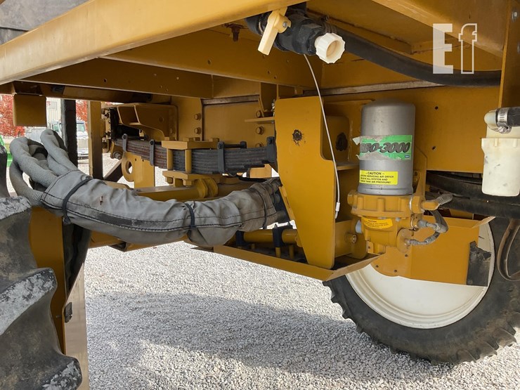 ag-chem-rogator-854-image-16