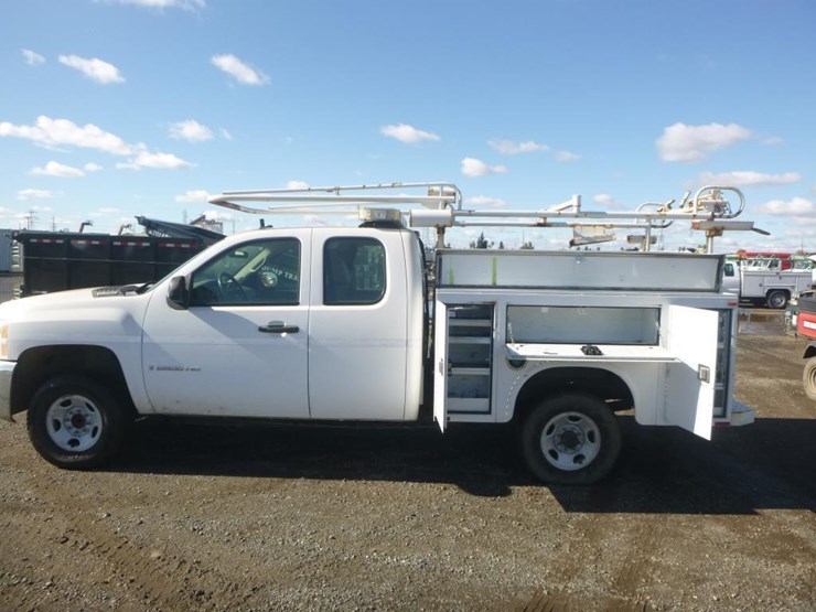 2009-chevrolet-2500-image-5