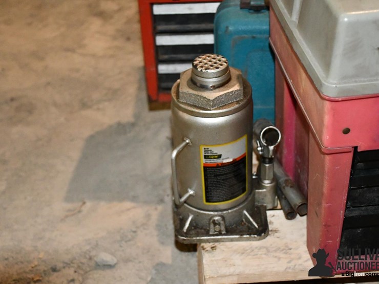 pallet-of-farm-support-image-9