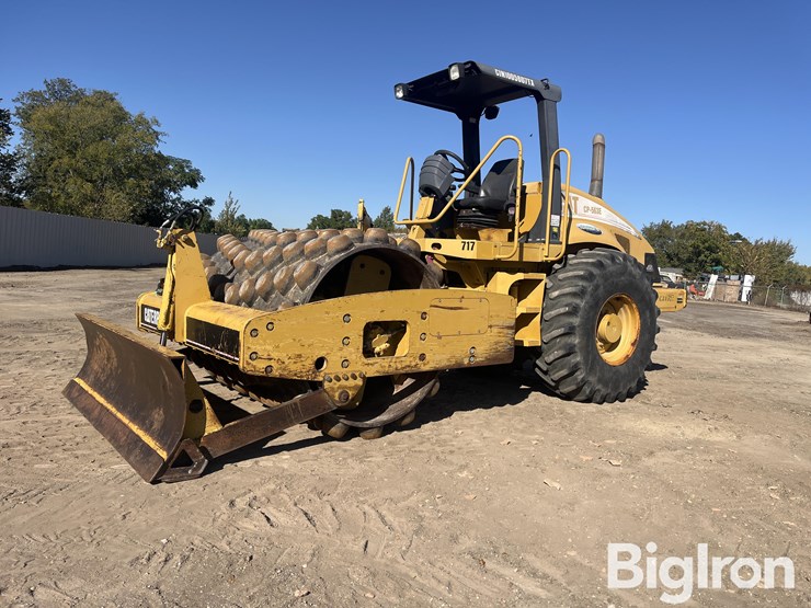 2005-caterpillar-cp-563e-image-1