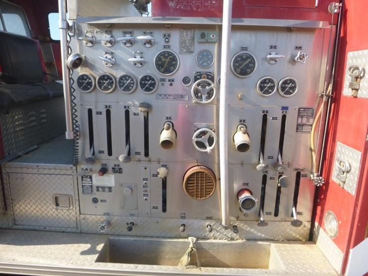 1984-ford-f8000-image-10