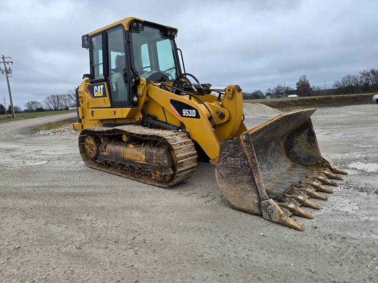 caterpillar-953d-image-45