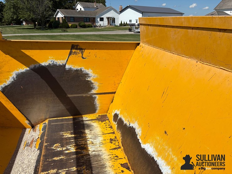 2015-kuntz-900-9-yd-pull-type-scraper-image-19