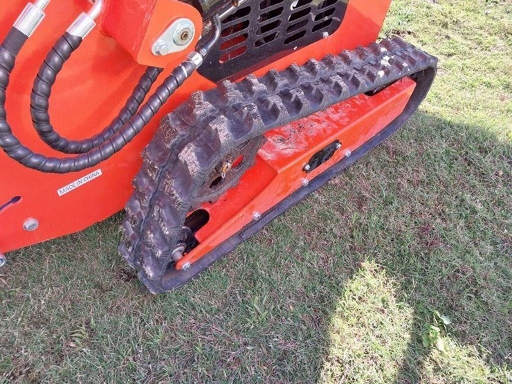 new-sdlool-mini-skid-steer-gas-loader-image-4