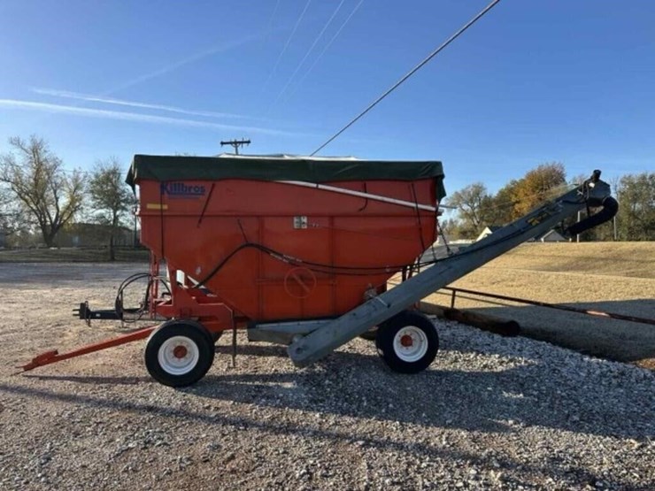300-bushel-killbros-grain-cart-w/-side-auger-image-3