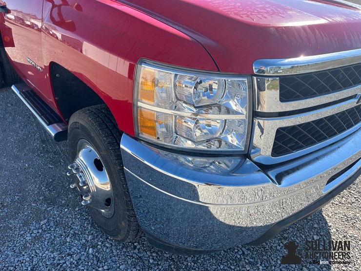 chevrolet-silverado-3500-image-14