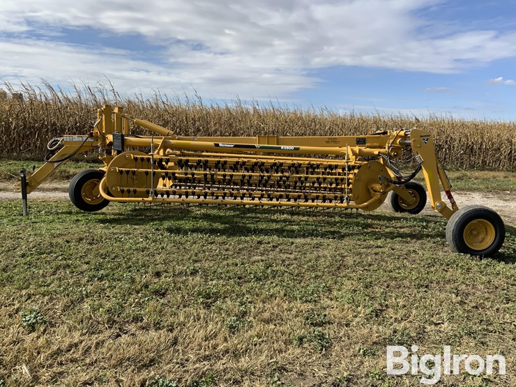 2012-vermeer-r2800-image-8