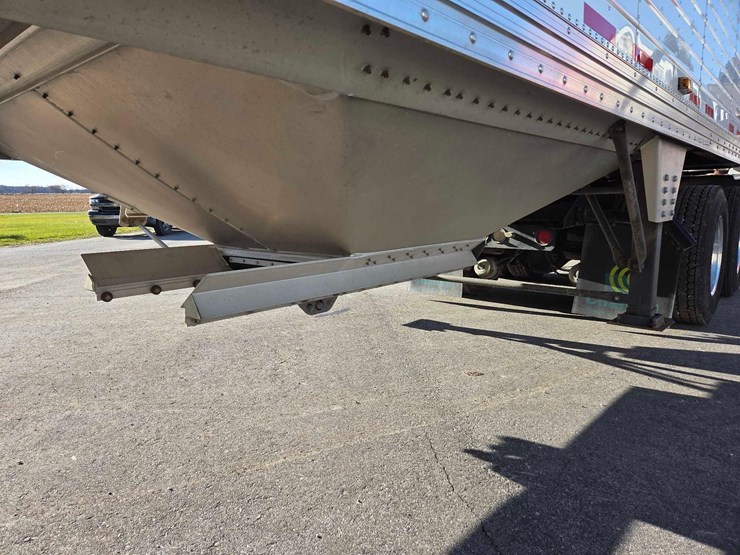 2013-timpte-super-hopper-image-35