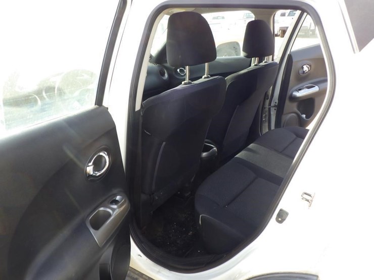 2013-nissan-juke-image-8