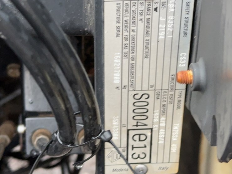 new-holland-tn75sa-image-12