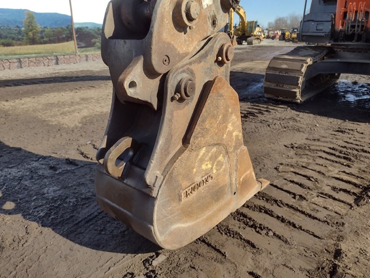 hitachi-zx160-lc-3-image-16